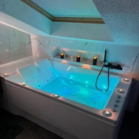 Duplex Avec Jacuzzi + Billard Mulhouse